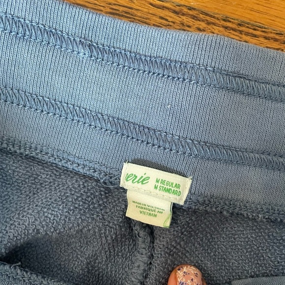 Aerie Weekend Kick It Flare Pant Medium - Picture 9 of 10